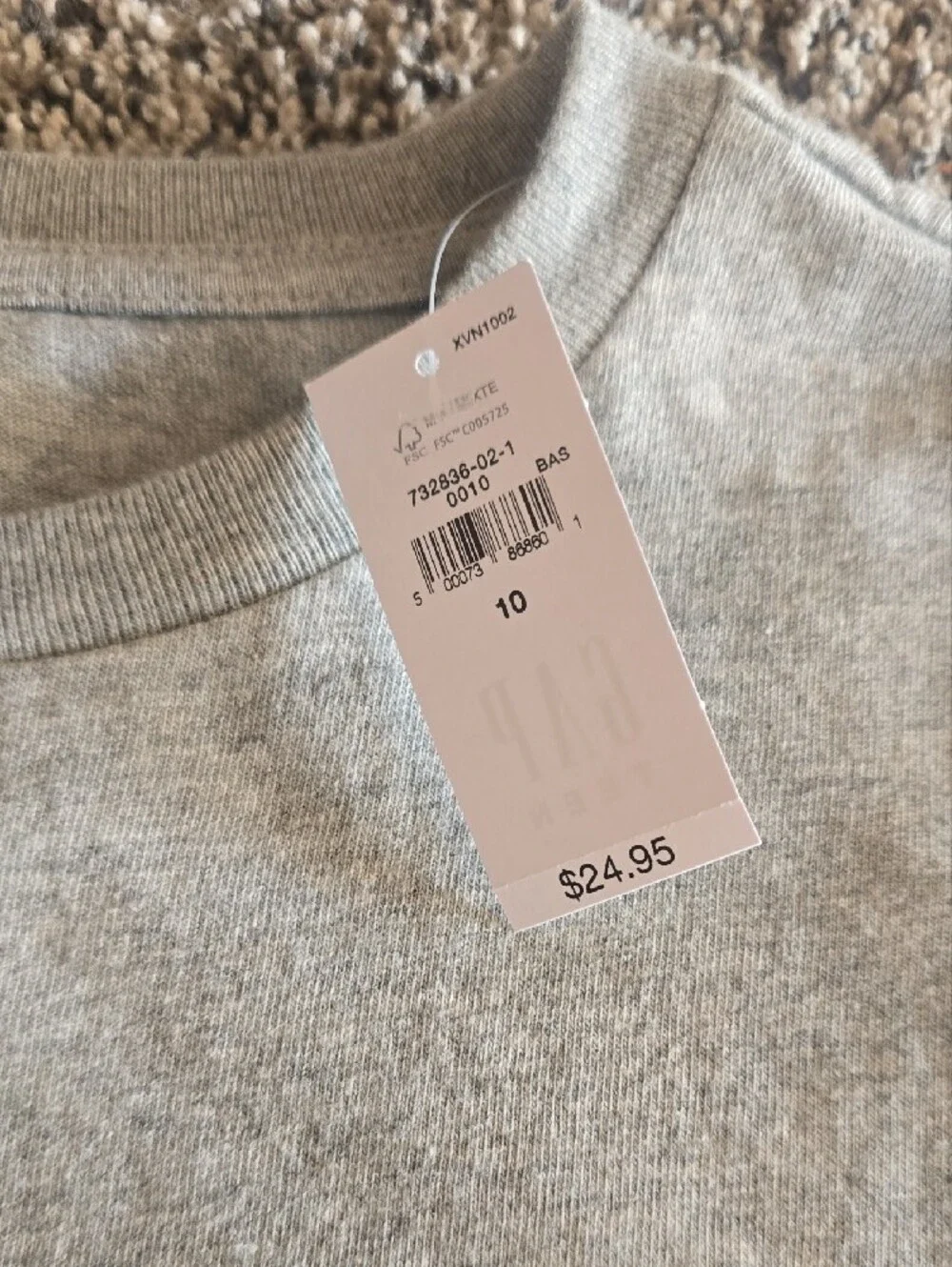 GAP Teen Short-Sleeve Pocket Tees in Black and Light Gray. Size 10. NWT